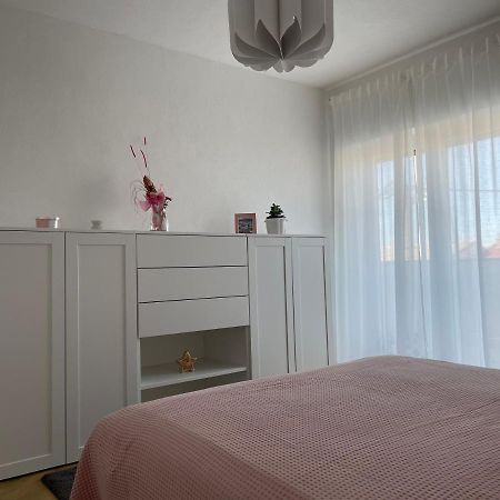 Apartment Marina Сен Екстериор снимка